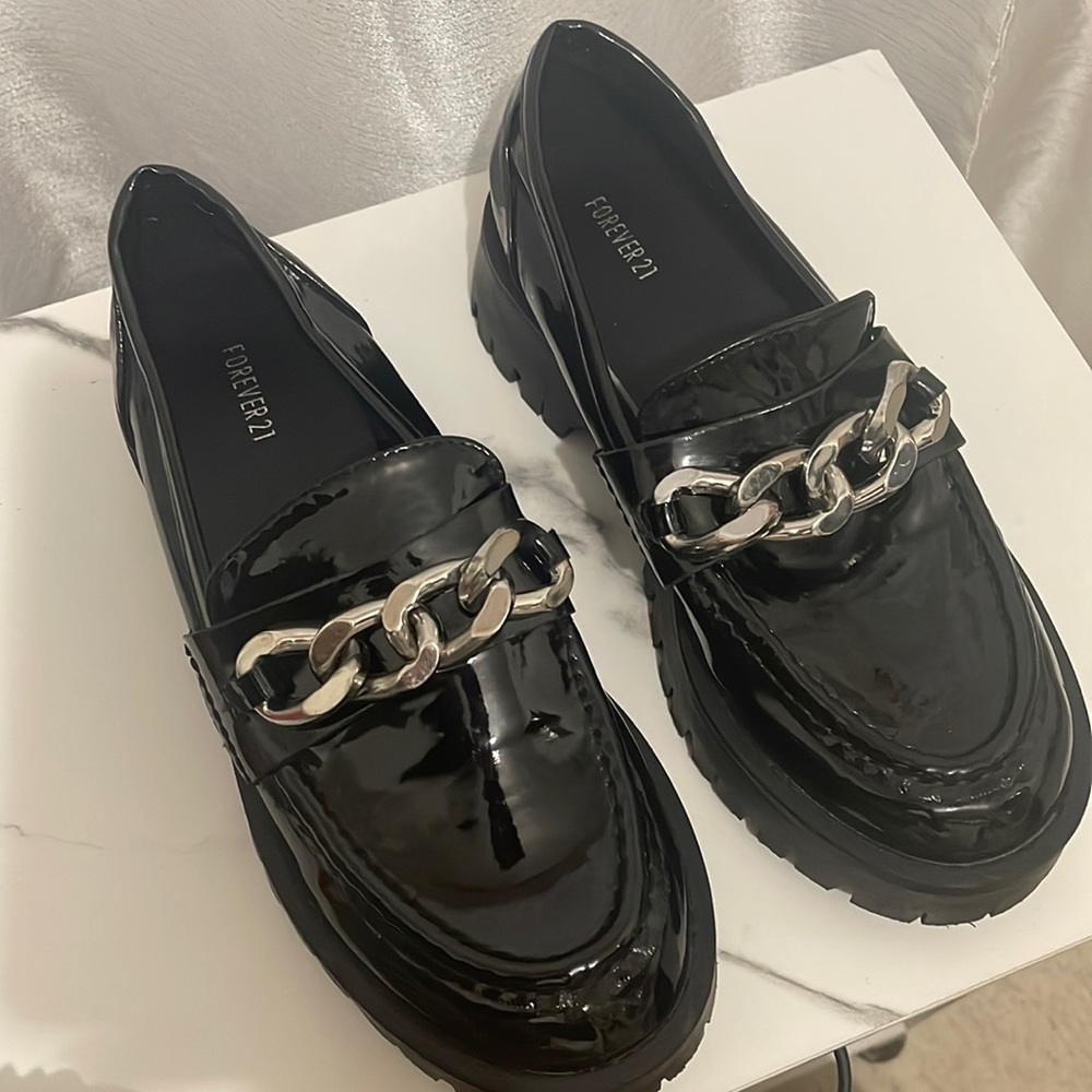 Forever 21 , Size 7 , black loafers